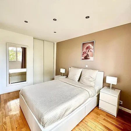 Apartment Chaleureux T4, A 20 Min De Paris *